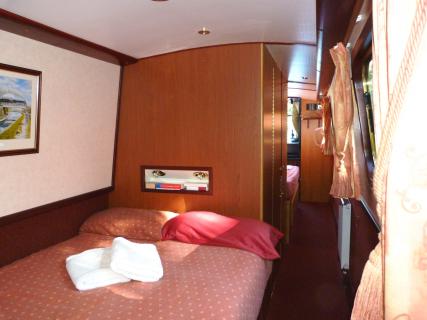 Bild 7 zur Urlaubsidee »Narrowboat Hausboot Charter in England / Schottland«