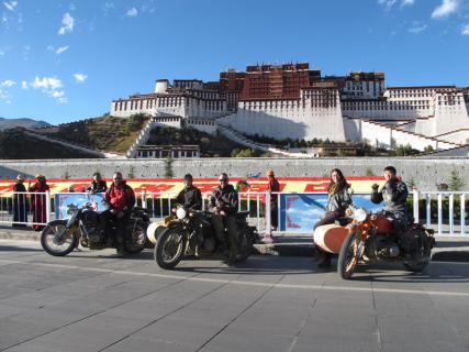 Bild 2 zur Urlaubsidee »Motorradabenteuer Tibet«