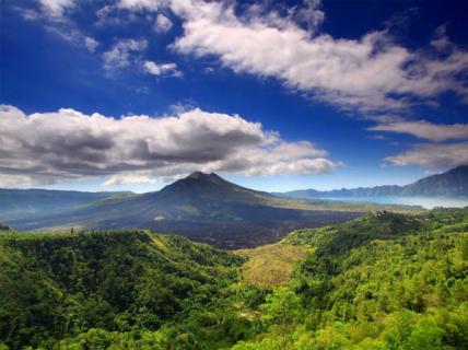 Bild 2 zur Urlaubsidee »Spirituelle Reise nach Bali - Besuch der Palmblattbibliothek, Heilzeremonien und Rituale an Kraftplätzen «