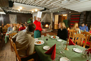 Bild 1 zur Urlaubsidee »Winterabenteuer am Polarkreis im Wildniszentrum Bears Lodge mit Suomi Travel«