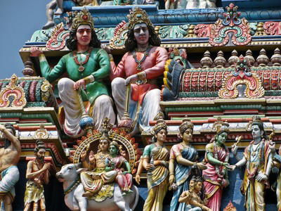 Bild 1 zur Urlaubsidee »Kultur- & Ayurveda-Reise durch Süd-Indien - Namaste- vom 7.01. - 25.1.2012«