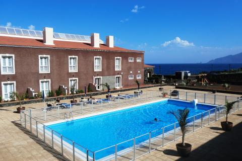 Bild 1 zur Urlaubsidee »Flow & let Stress go! 02.05 - 11.05.2011 Entspanne mit Meditation & Yoga auf den Kanaren«