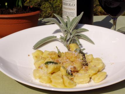 Bild 2 zur Urlaubsidee »„cucina piemontese“ Kochreise in die Gourmetregion Piemont 01. - 05. Juni 2011«
