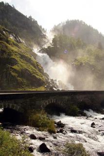 Bild 3 zur Urlaubsidee »Tausendundein Wasserfall: Die schönsten Fjordtrips«