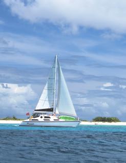 Bild 1 zur Urlaubsidee »Segeln, Tauchen, Island Hopping in der Karibik«