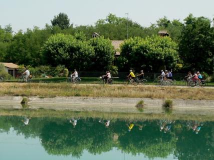 Bild 1 zur Urlaubsidee »Radtourismusmesse in Mantua«