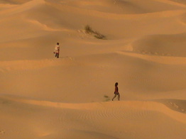 Bild 2 zur Urlaubsidee »Massage für die Seele  -  1 Woche Camp in der Wüste Sahara«