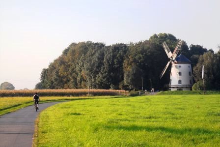 Bild 2 zur Urlaubsidee »Radreise von Dresden nach Berlin auf dem Elberadweg und dem Europaradweg R1«