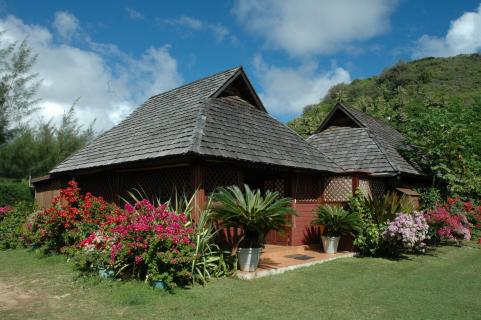 Bild 1 zur Urlaubsidee »Südsee-Feeling für kleines Geld auf Tahiti - neues Tourismusbüro für Familienpensionen«