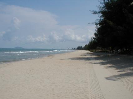 Bild 6 zur Urlaubsidee »Thailand - Bangklangaow Beach Resort bei Bangkrud«