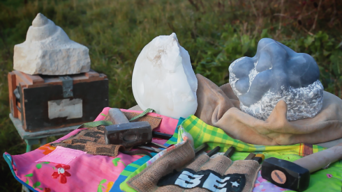 Bild 1 zur Urlaubsidee »Kreativurlaub in Schleswig-Holstein  -   Bildhauerei«