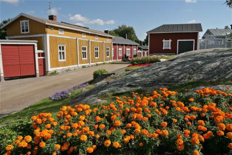 Bild 3 zur Urlaubsidee »Außergewöhnliche Leuchttürme an der finnischen Westküste mit Suomi Travel«