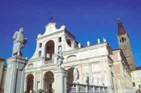 Bild 1 zur Urlaubsidee »Kunst, Musik und Gastronomie in San Benedetto Po«