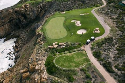 Bild 2 zur Urlaubsidee »Golf spielen & Genuss in Südafrika!«