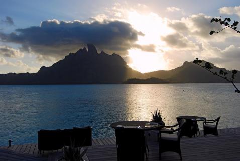 Bild 3 zur Urlaubsidee »Exotische Weihnachten und „weißer“ Jahreswechsel im St. Regis Bora Bora«