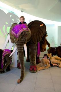Bild 4 zur Urlaubsidee »Steiff Museum - Eine Erlebniswelt für die ganze Familie«