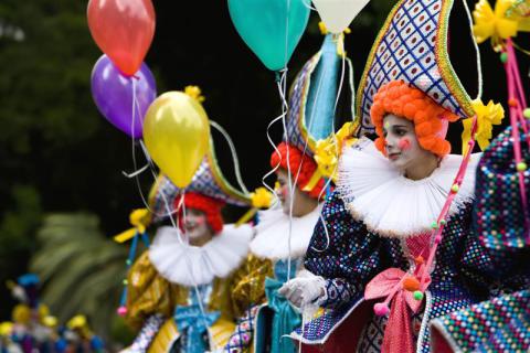 Bild 2 zur Urlaubsidee »Teneriffa feiert den größten Karneval Europas und den zweitgrößten der Welt «