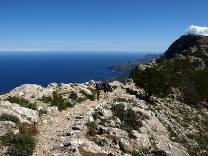Bild 2 zur Urlaubsidee »Wandern Trekking Mandelblüte auf Mallorca«