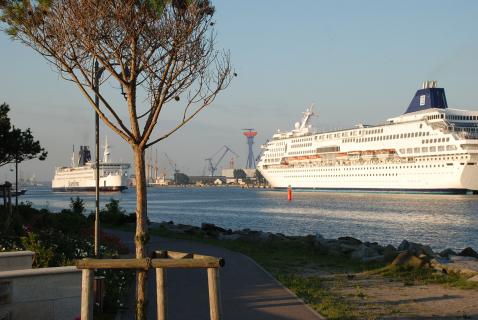 Bild 8 zur Urlaubsidee »Die maritimsten Ereignisse des Jahres live erleben«