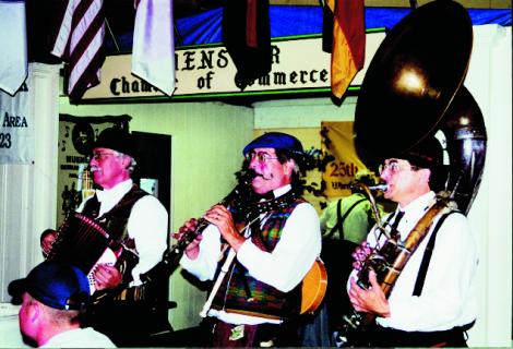 Bild 1 zur Urlaubsidee »Es geht um die Wurst! 50. „Wurstfest” in Texas«
