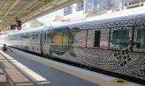 Urlaubsidee »Queensland Rail lässt Züge von Aborigines künstlerisch gestalten«